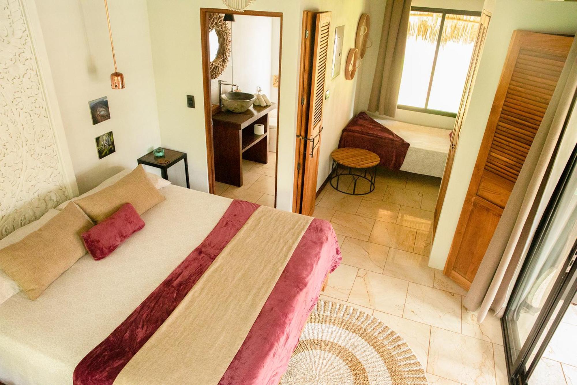 Hotel La Quebrada Eco 5*